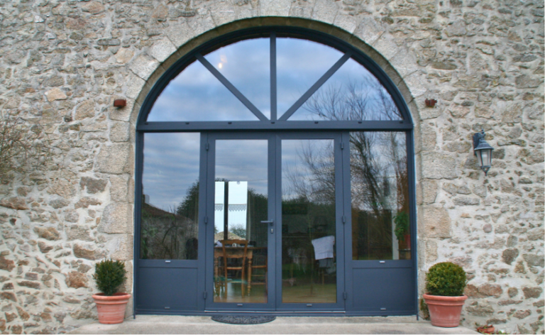 Porte d’entrée vitrée