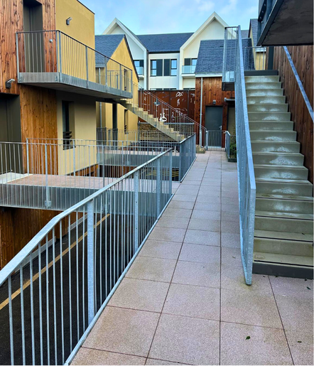 Garde-corps barreaudés en acier galvanisé (3)