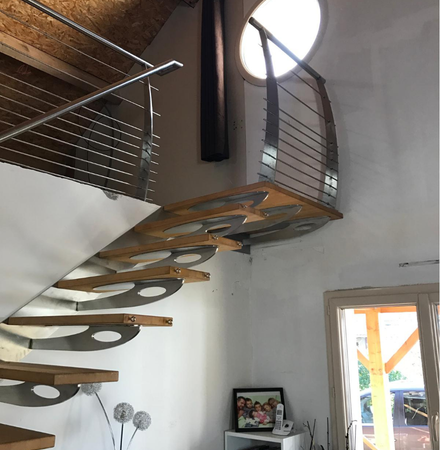 Escalier intérieur élégant